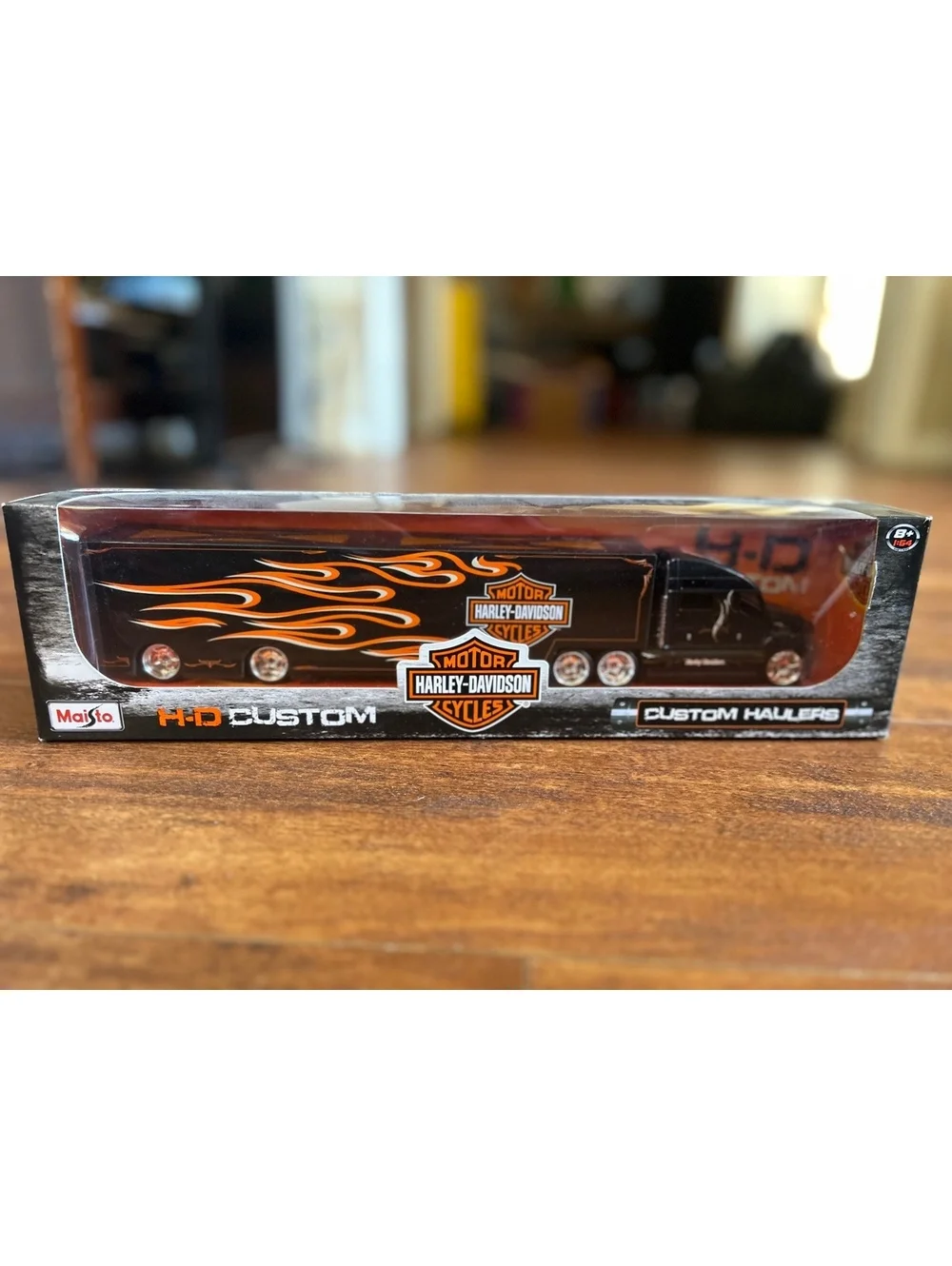 Maisto Harley-Davidson Custom Haulers Diecast Truck Model